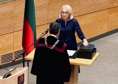 Angelė Jakavonytė.